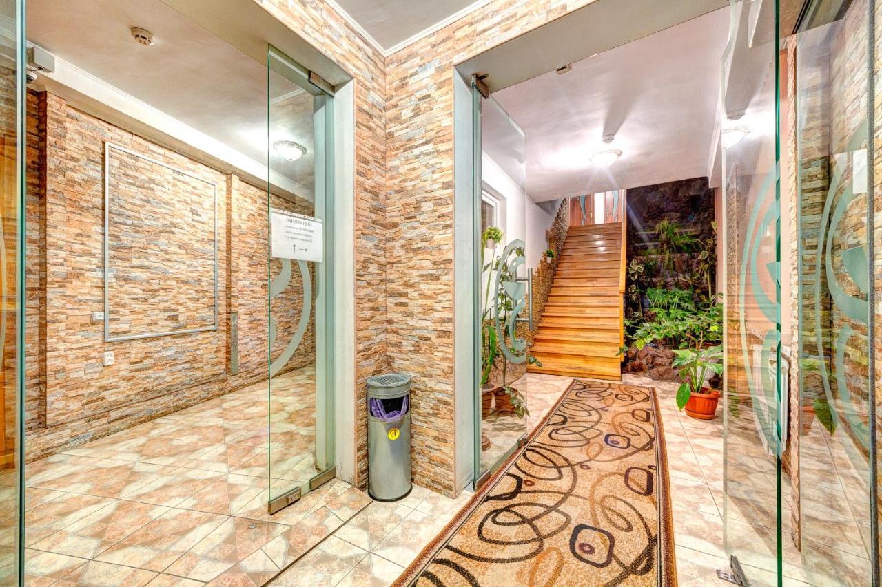 Hotel Zvezda Kiev Extérieur photo