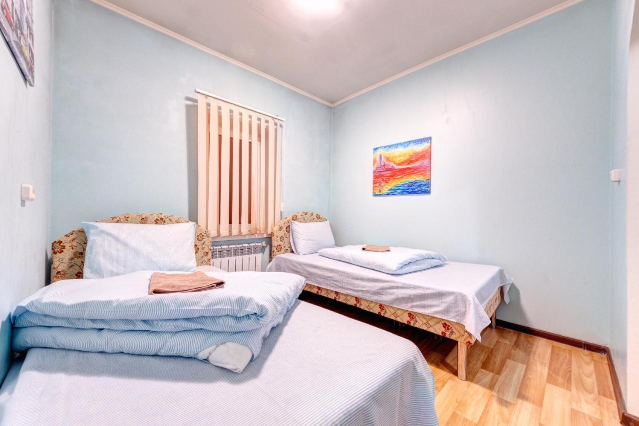 Hotel Zvezda Kiev Extérieur photo