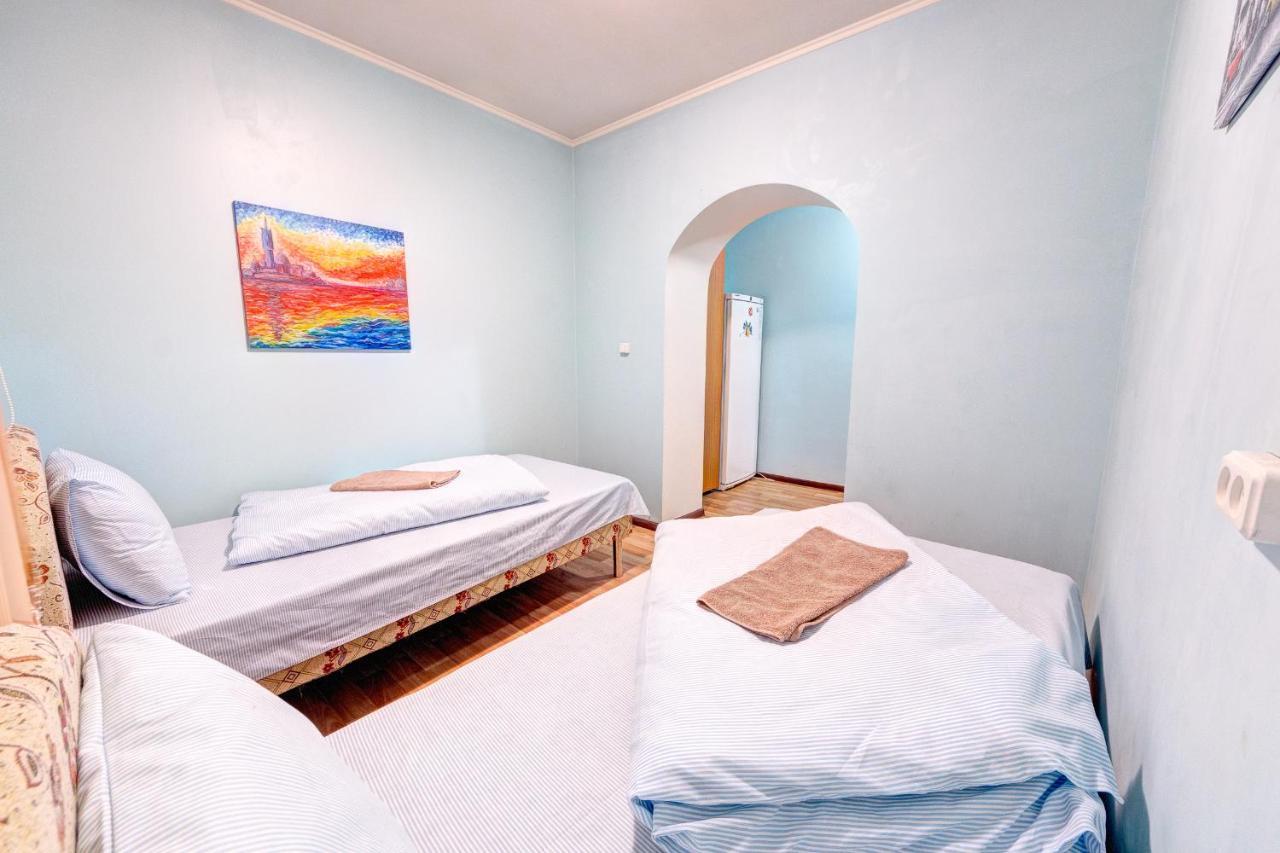 Hotel Zvezda Kiev Extérieur photo