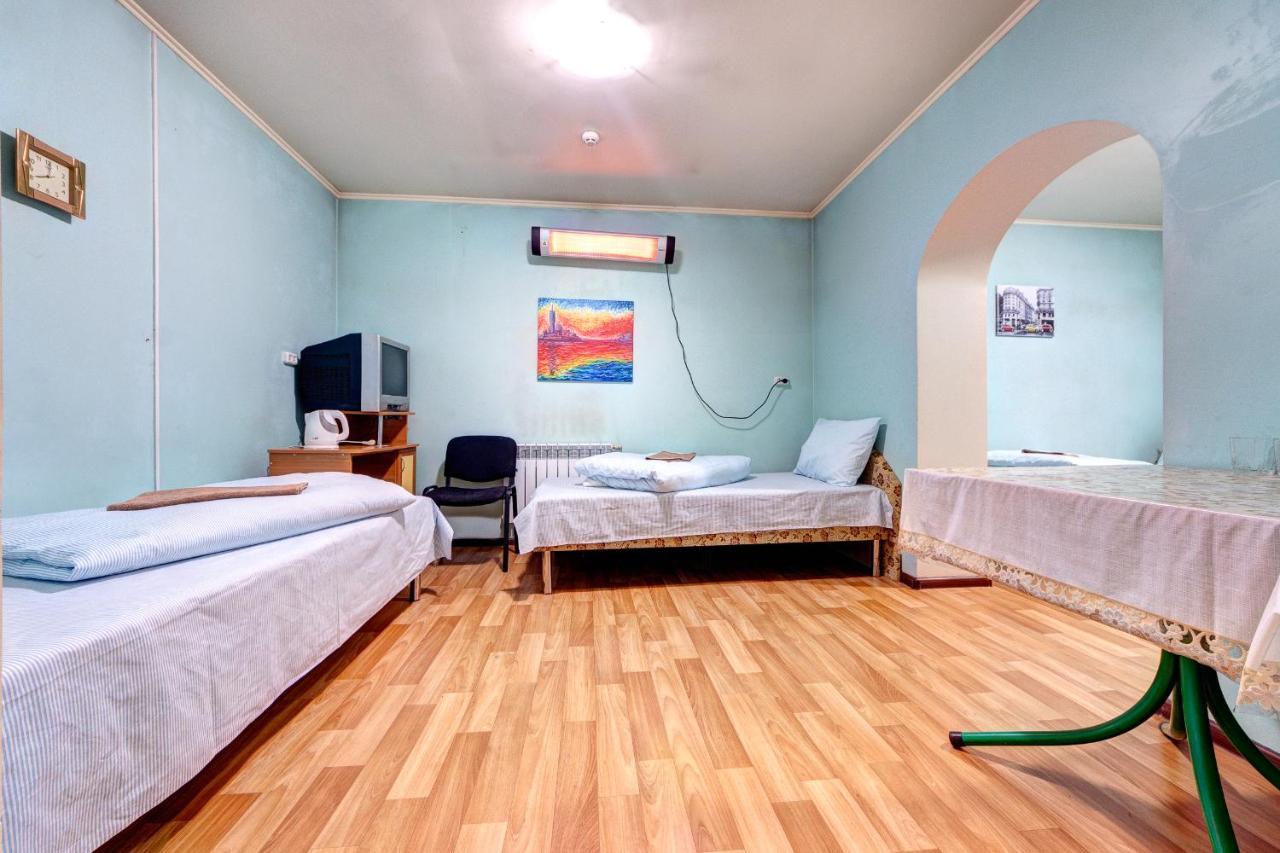 Hotel Zvezda Kiev Extérieur photo