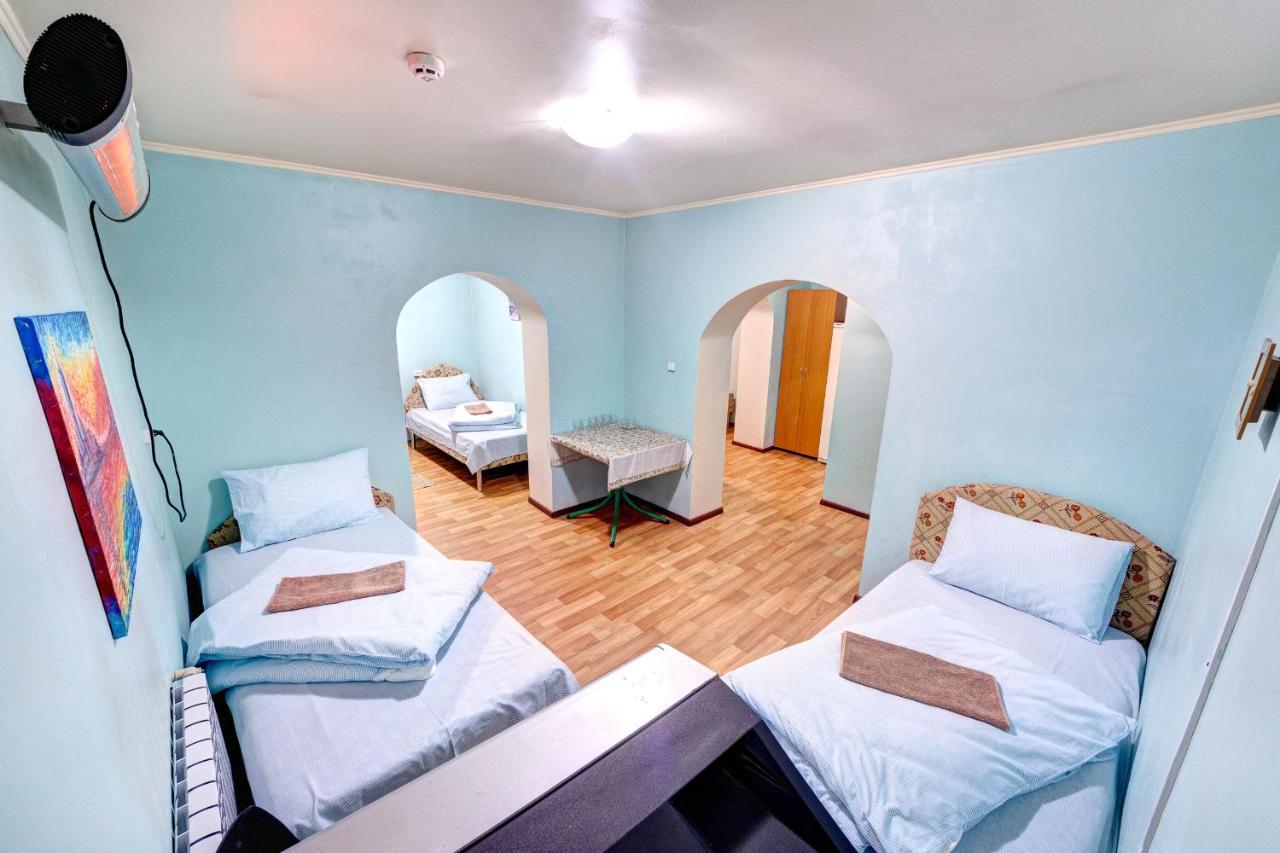 Hotel Zvezda Kiev Extérieur photo