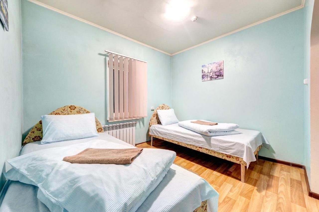 Hotel Zvezda Kiev Extérieur photo