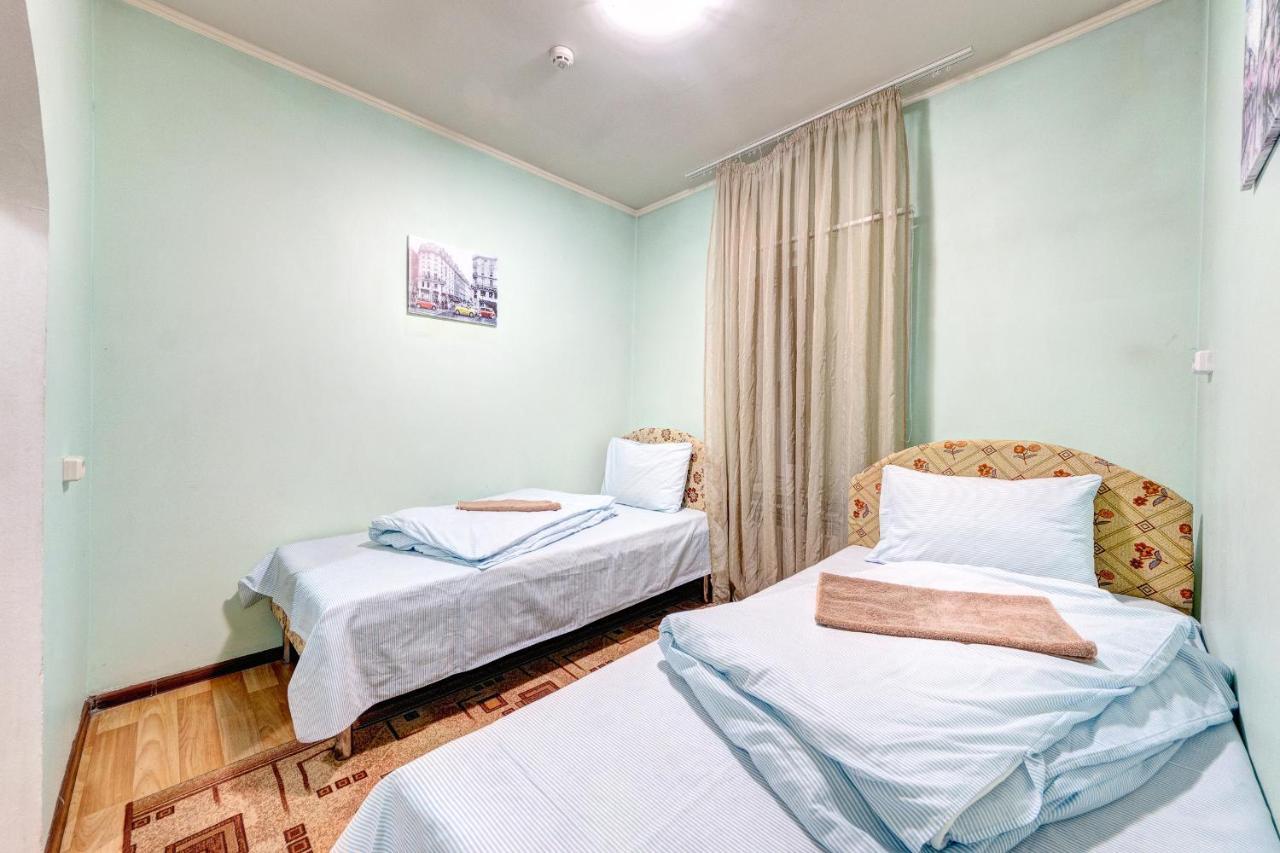 Hotel Zvezda Kiev Extérieur photo